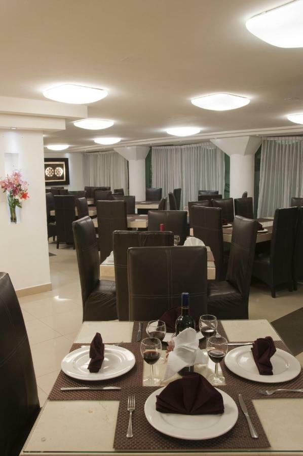 Hotel Real Rex ليون المظهر الخارجي الصورة