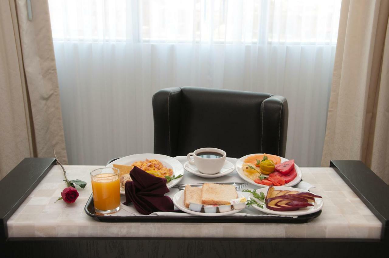 Hotel Real Rex ليون المظهر الخارجي الصورة